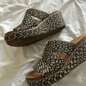 Corkys Black and Cream Patterned Sandals